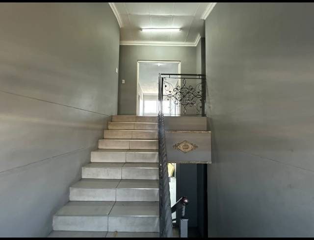 360M² WAREHOUSE TO LET IN WYNBERG